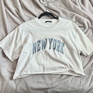 brandy melville white new york cropped t shirt